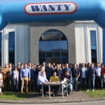 Arnaud Marotte, applaudi par l'ensemble des employés du groupe Wanty